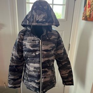 Packable puffer coat